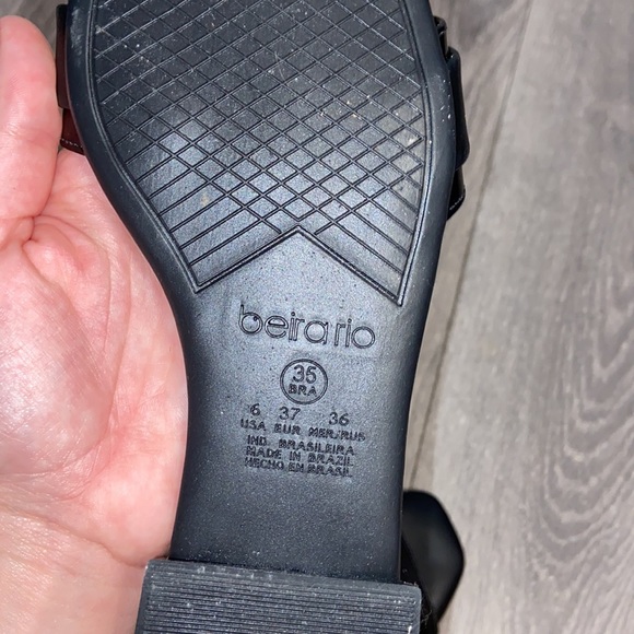 Sandals - Picture 3 of 3